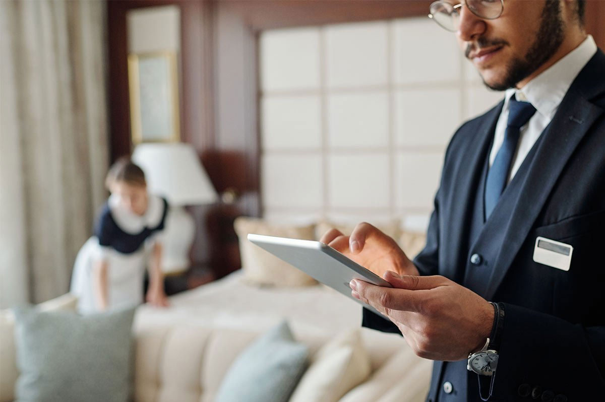 UK Laws and Regulations Every London Hotel Security Guard Must Follow